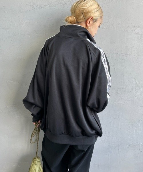 umbro（アンブロ） ジャージ 別注 トラックジャケット レディース