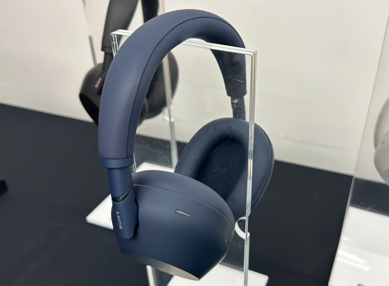 ソニーWH-1000XM6に新色「ミッドナイトブルー」 落ち着いた色味が