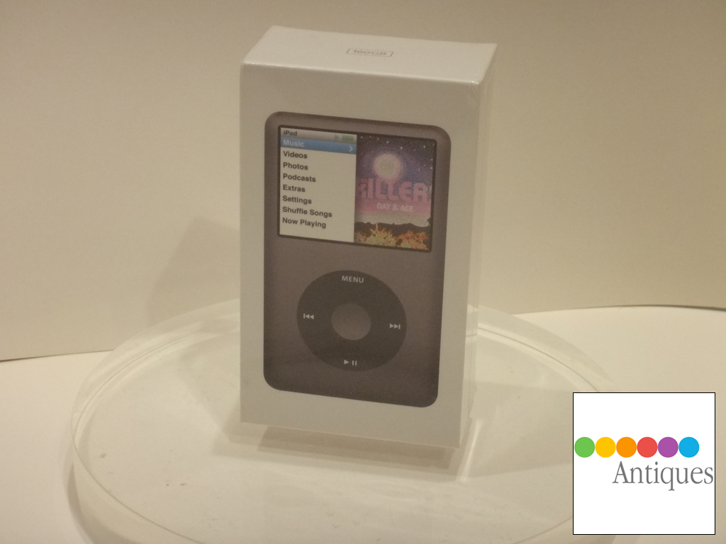 Apple iPod Classic 160GB BLACK 7th Generation RARE NEW FACTORY