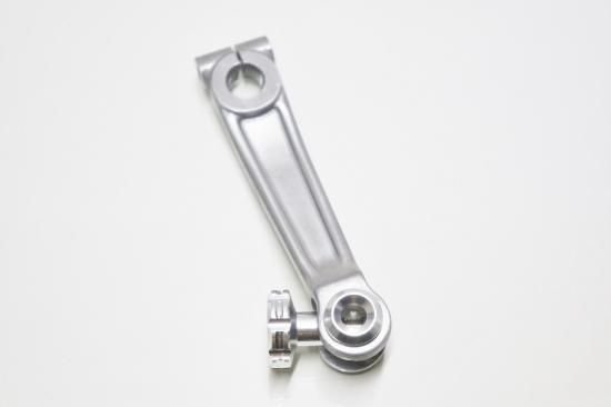 ヤマハ パーツ 新品【 SR400 / SR500 リアドラムホイールブレーキ