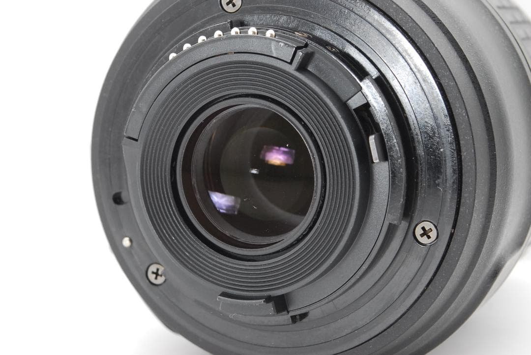 【新品級ショット数：２２１８枚】Nikon D3200　スマホ転送　希少　レッド