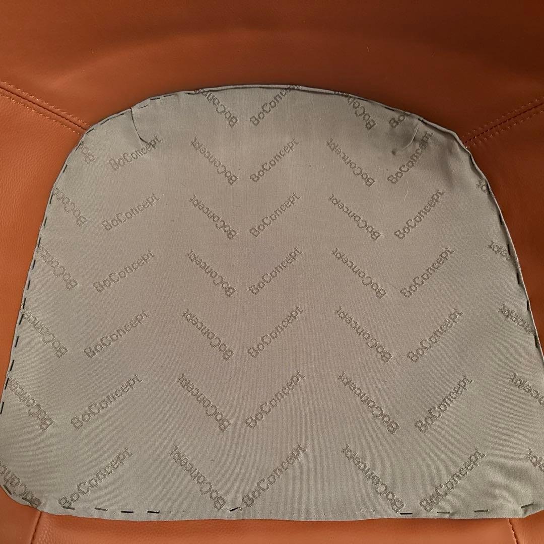 boconcept VENETO チェア（ブラウン、回転ベース付き） - メルカリ